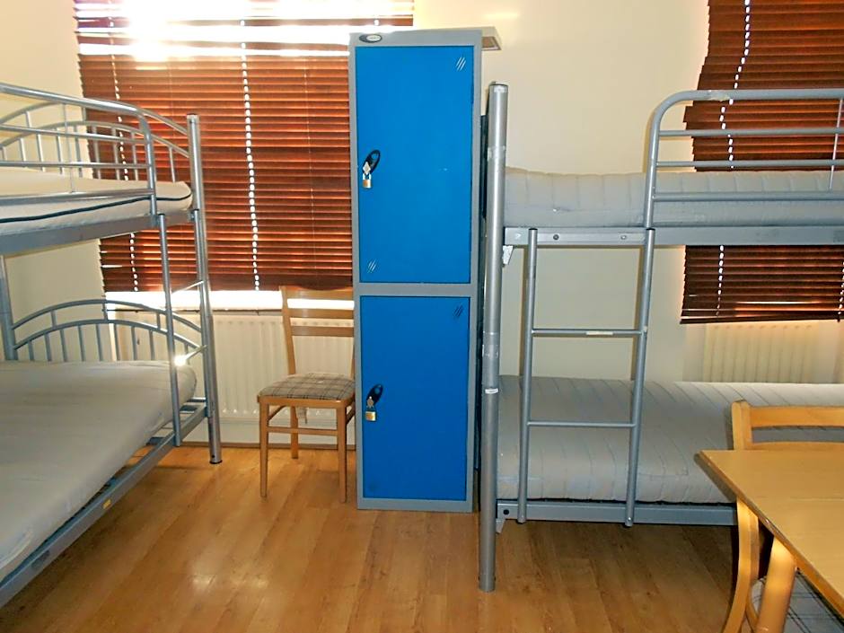 24/7 London Hostel