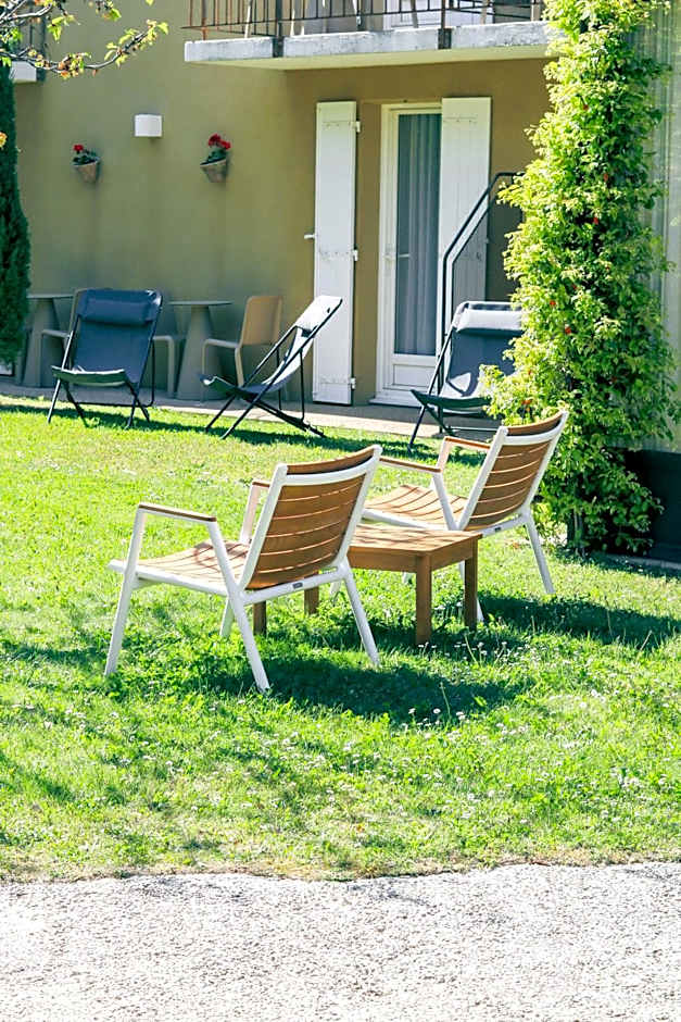 Logis Hôtel La Bastide De Grignan & Restaurant La Chênaie