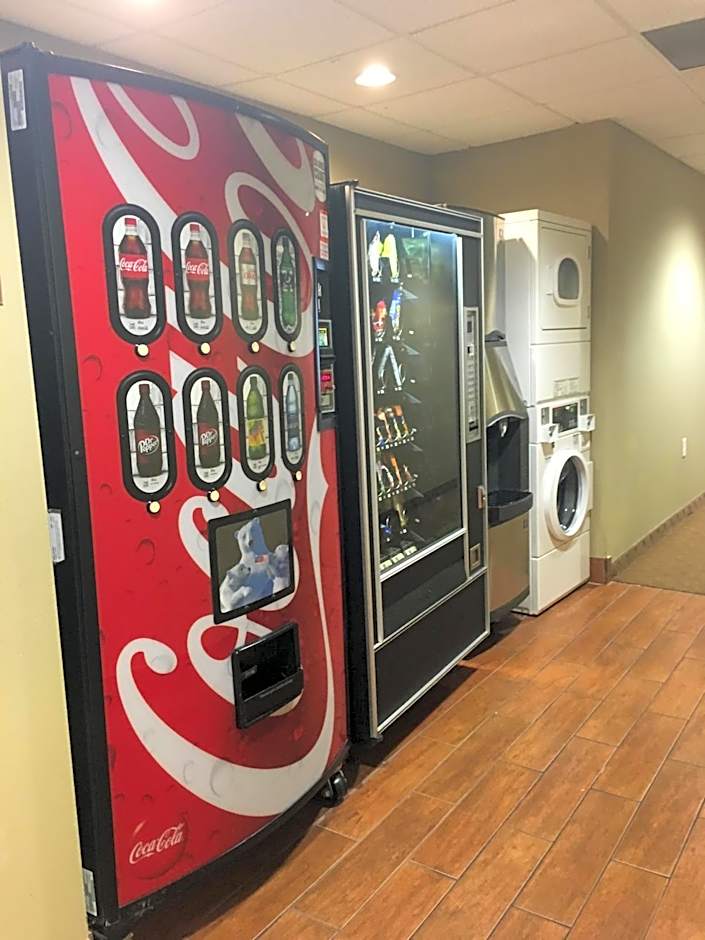 Microtel by Wyndham Perry National Fairground Area I-75