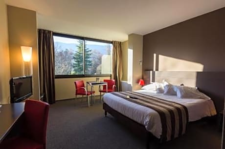 Superior Double Room with Parc View