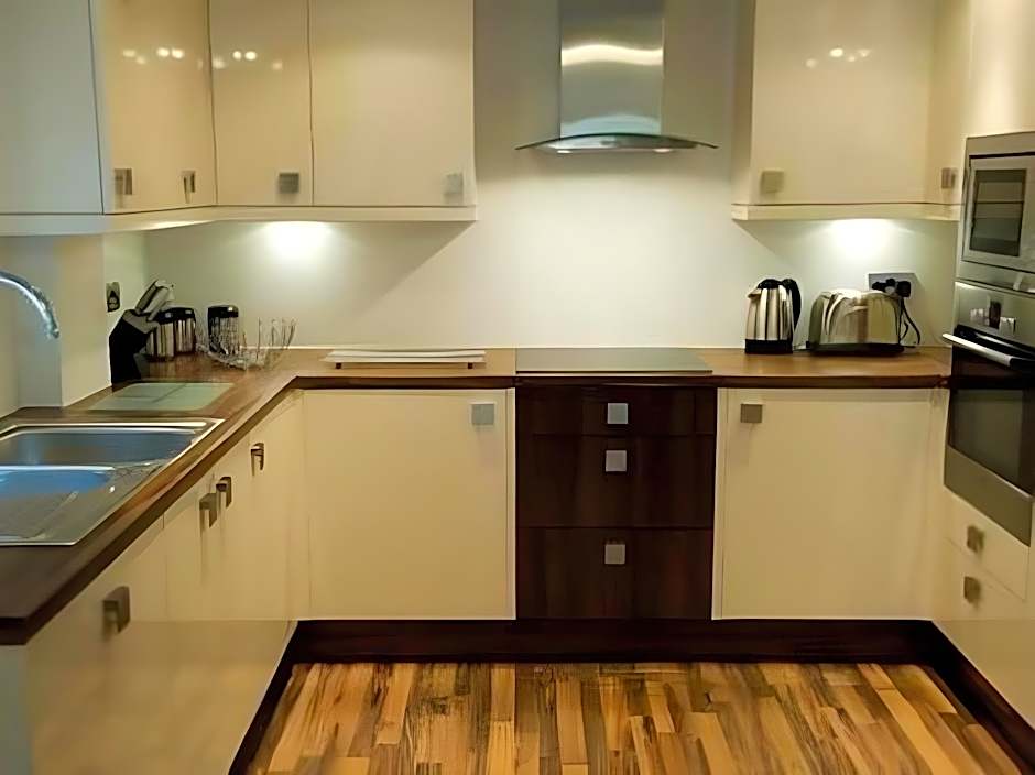 Dreamhouse Apartments Manchester City West