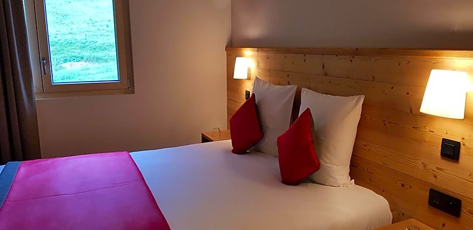 AUBERGE DES GLIERES Plateau des Glières