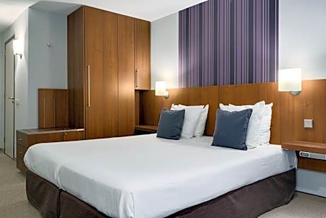 Standard Twin Room with Terrace