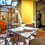 Maison Pitti Florence