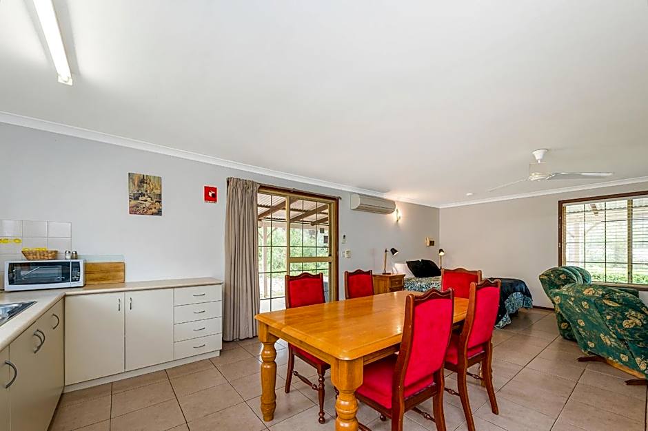 Travellers Rest Motel