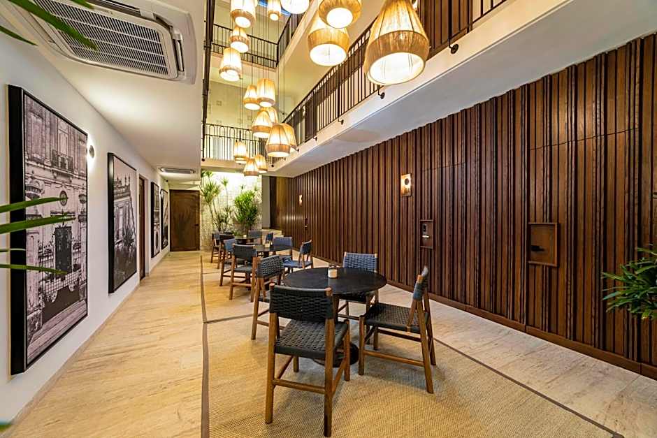 Casa Continental Hotel Boutique & Suites - Adults Only