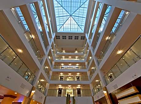 DoubleTree by Hilton Sarasota Bradenton Airport