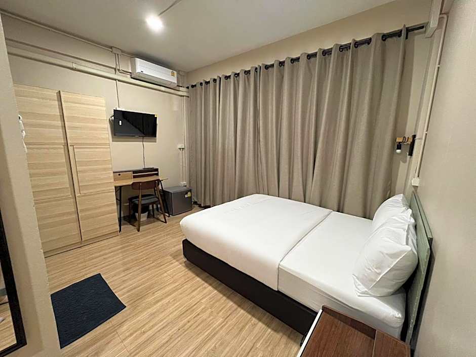 Bangwa House - MRT Bangwa Station