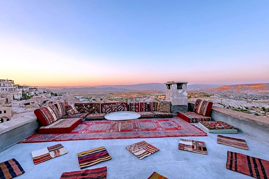 Eyes Of Cappadocia Cave Hotel