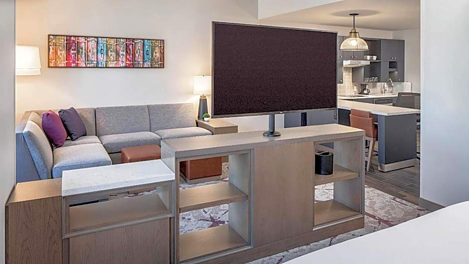 Hyatt House Tampa Downtown