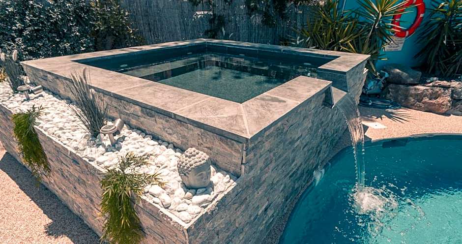 Le President-Gare Nimes Pont Du Gard