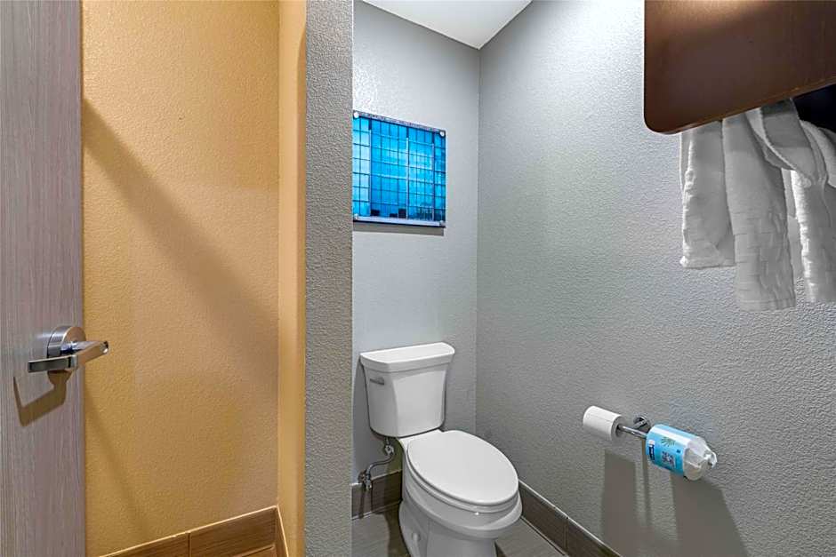 Best Western Plus McPherson