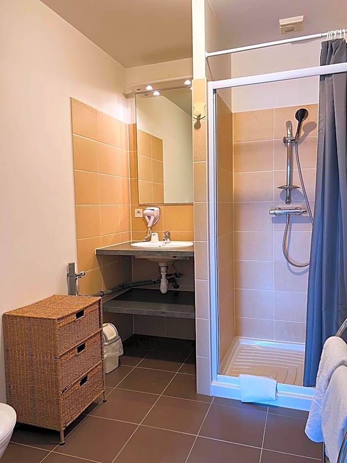 BRIT HOTEL Lannion vers Perros-Guirec