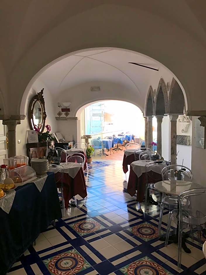 Hotel Croce Di Amalfi
