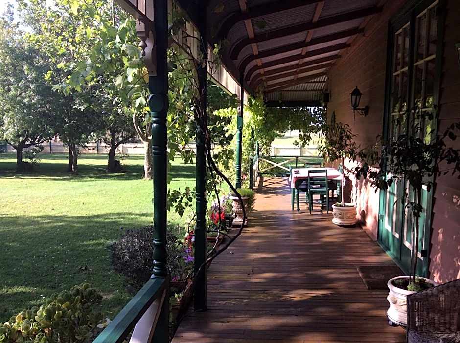 Butterfly Farm Bed and Breakfast Nirranda