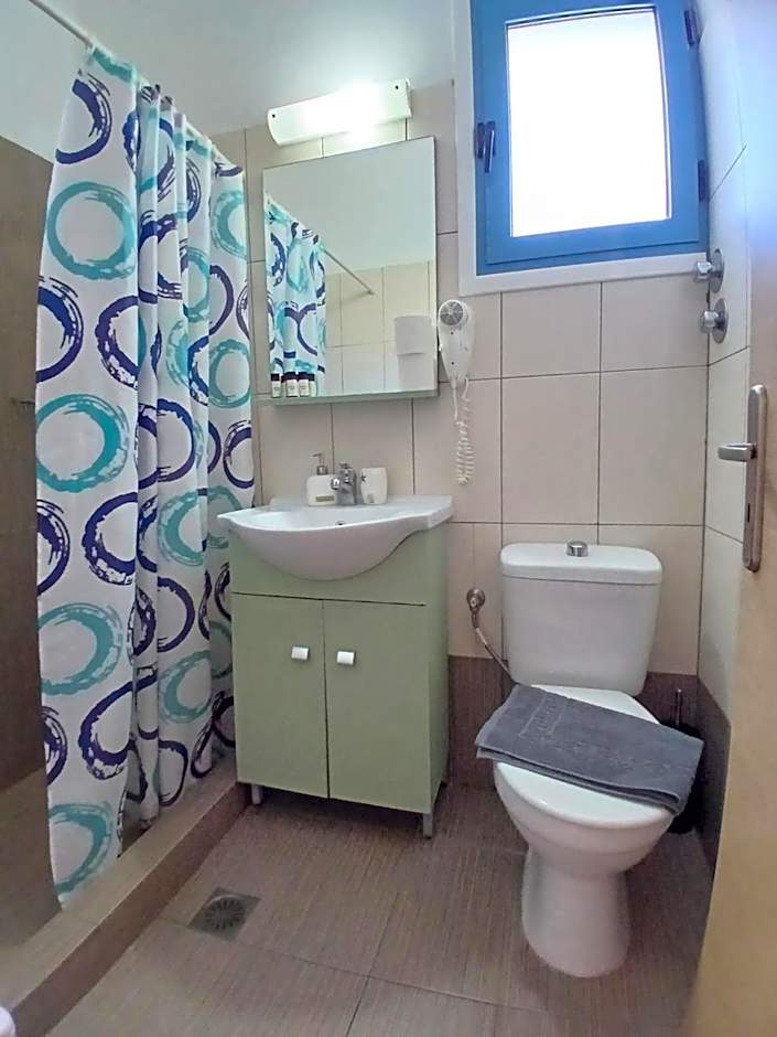 Smaragdi Studios and Rooms