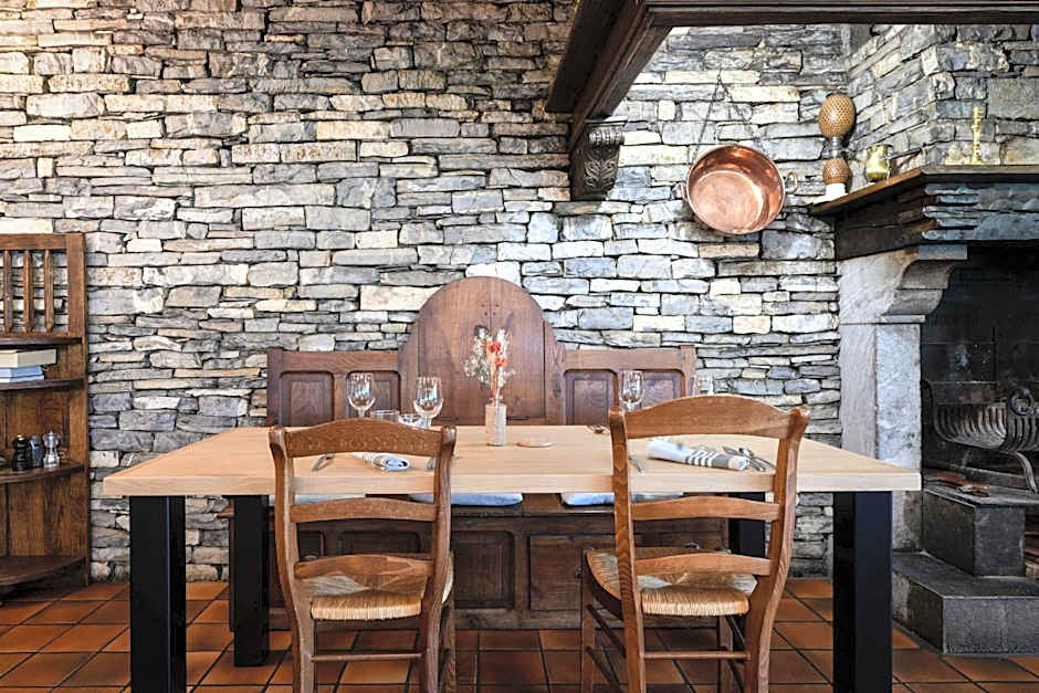 Logis Hôtel Etchemaïté