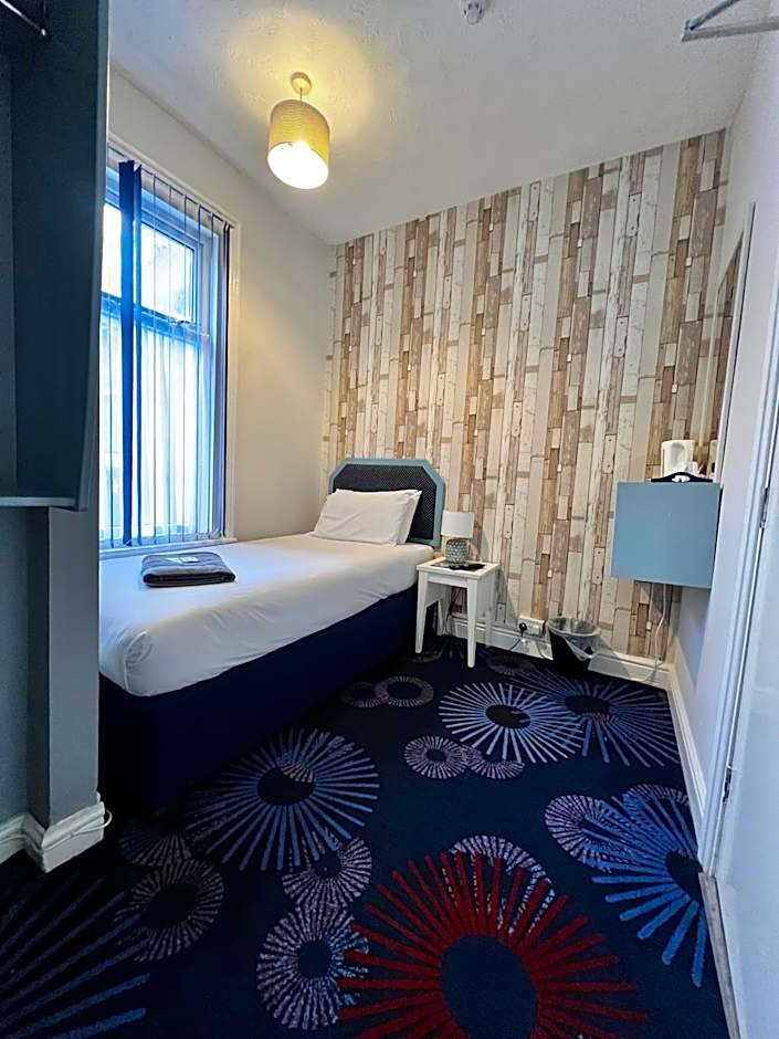 Central Cove Guesthouse