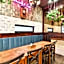 February Boutique Hotel Hwanggeum
