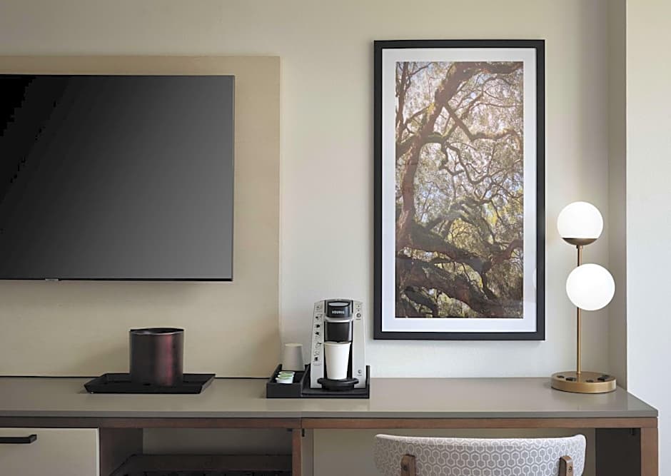 Sonesta Irvine John Wayne Airport