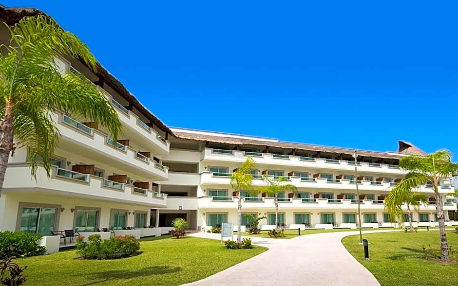 Blue Bay Grand Esmeralda - All Inclusive