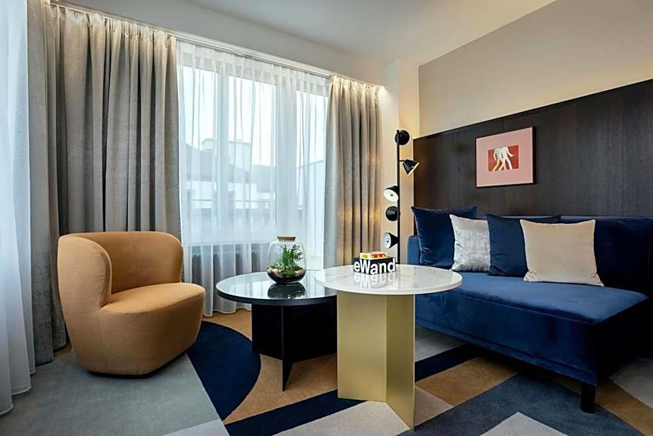 Neues Schloss Privat Hotel Zurich, Autograph Collection