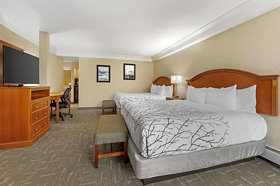 Best Western Plus Silver Saddle Inn
