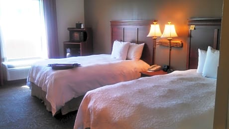 Queen Room with Two Queen Beds - Mobility Access/Non-Smoking