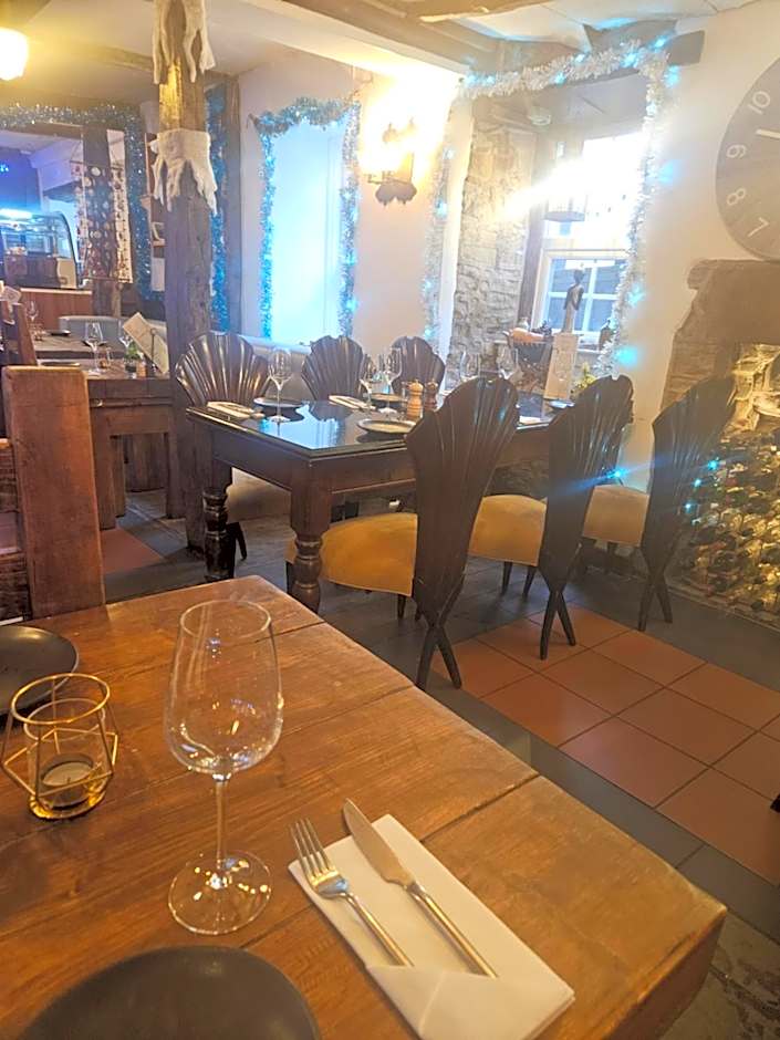 The Royal Oak Hotel