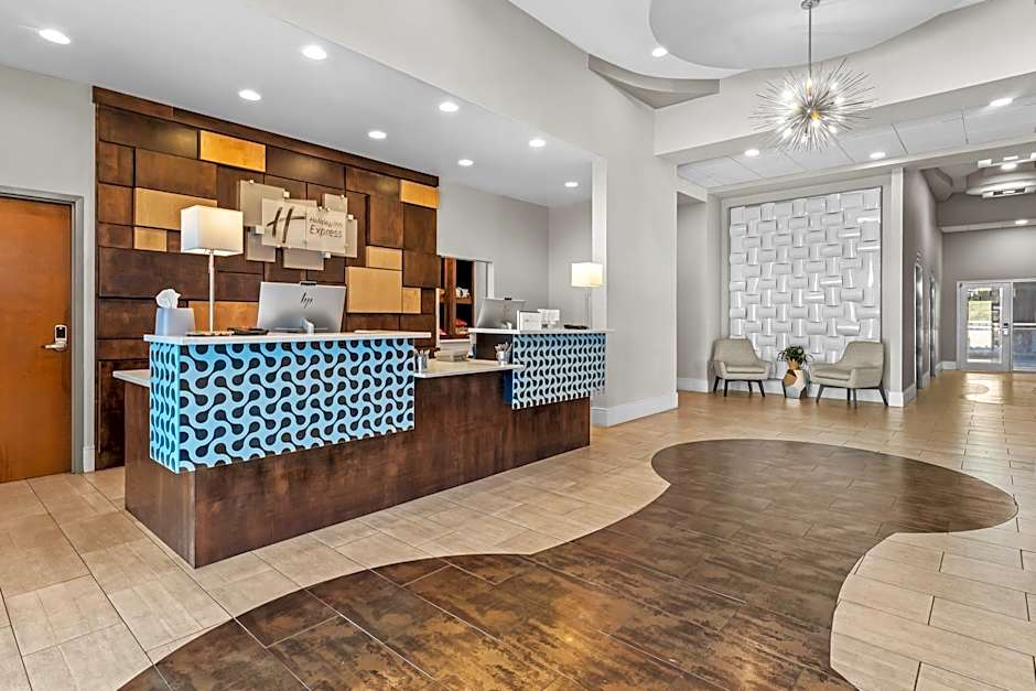 Holiday Inn Express & Suites Albany By IHG