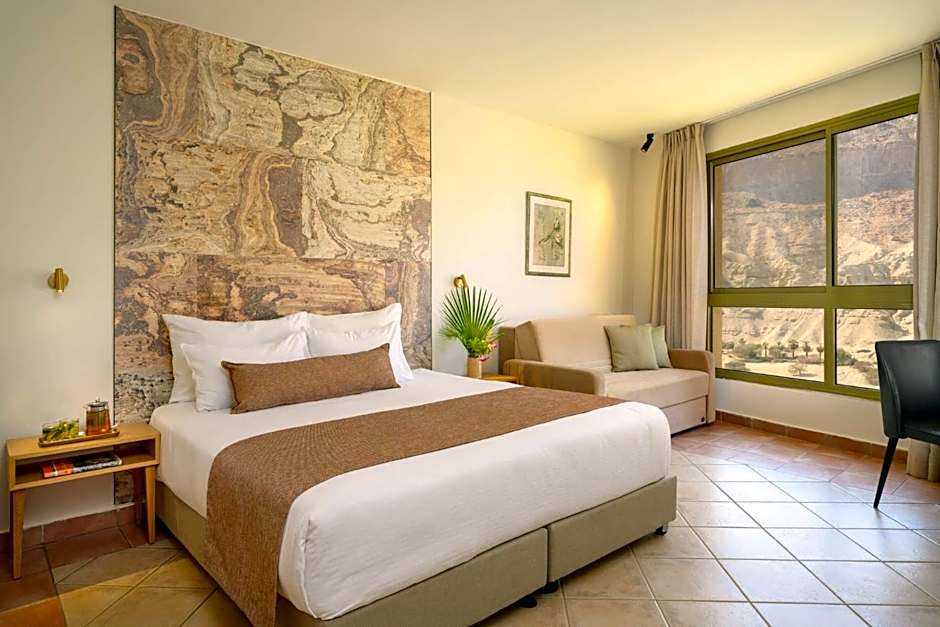 Ein Gedi Kibbutz Hotel