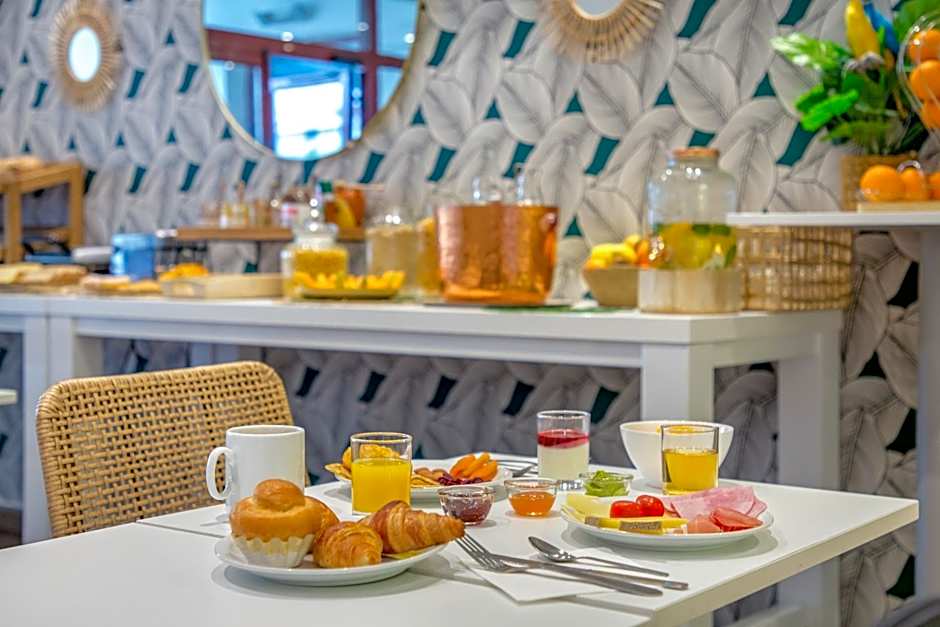 Novotel Suites Perpignan Centre Hotel