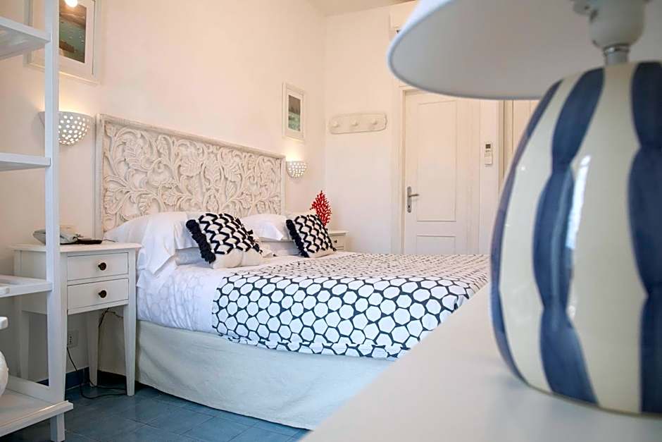 Hotel Chiaia Di Luna