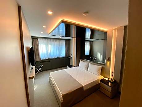 Superior Double Room (Annex Building)