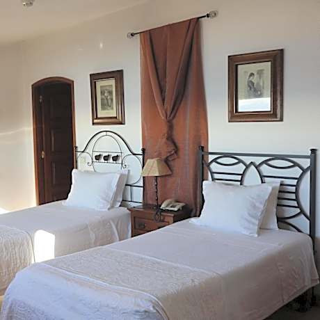 Double or Twin Room with Sea View