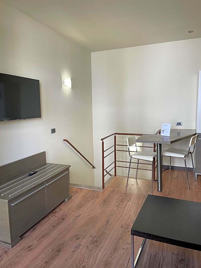 Select Executive Residence