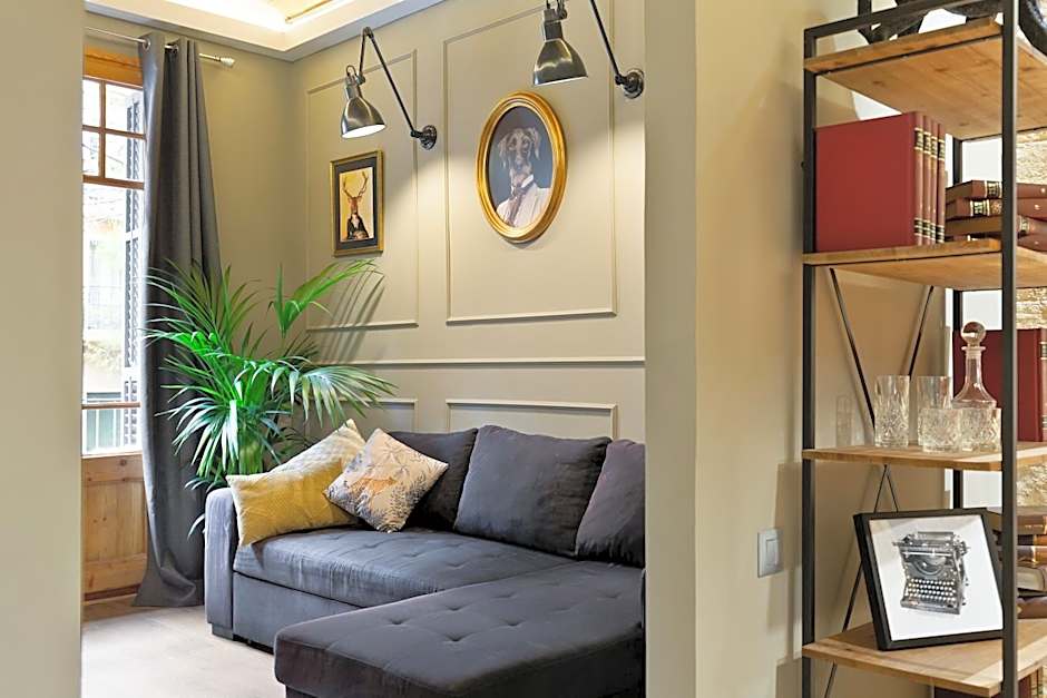 Sagrada266 by chicStays