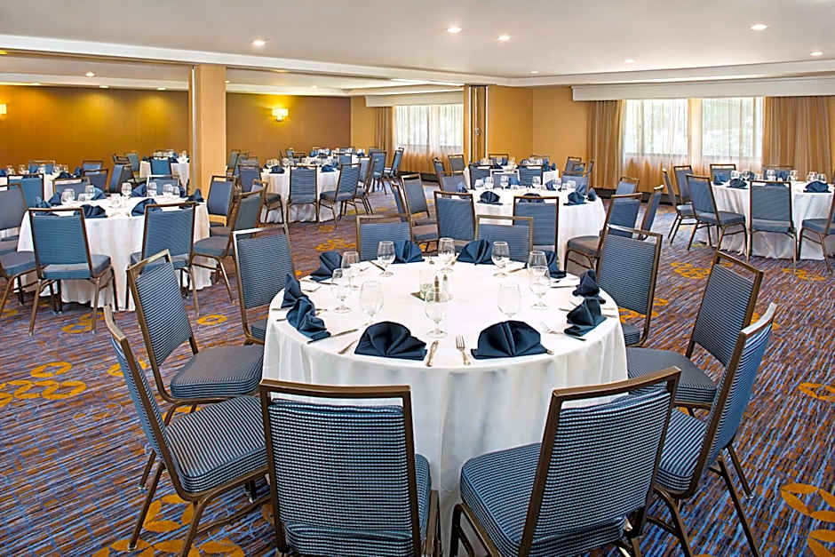 Courtyard by Marriott Montvale