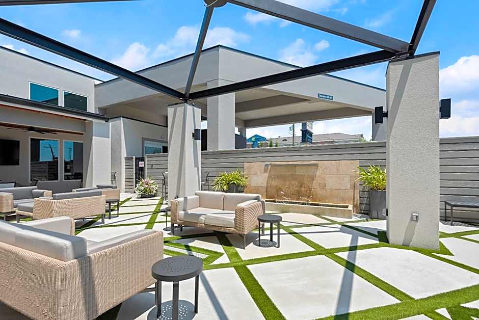 Holiday Inn Gonzales By IHG