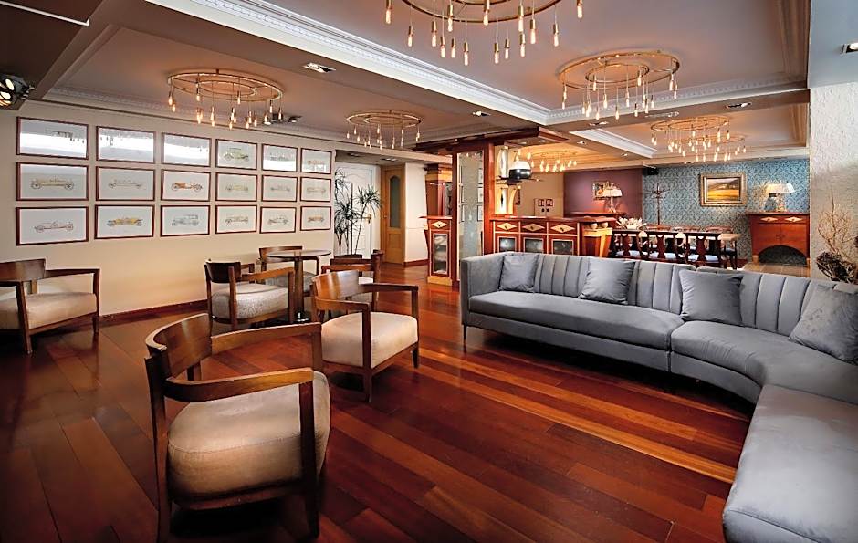 Apartaments-Hotel Hispanos 7 Suiza