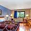 Super 8 by Wyndham Mahwah
