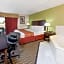Days Inn & Suites by Wyndham Madison Heights MI