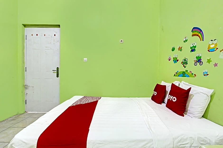 Hotel O Cahyo Kost 1