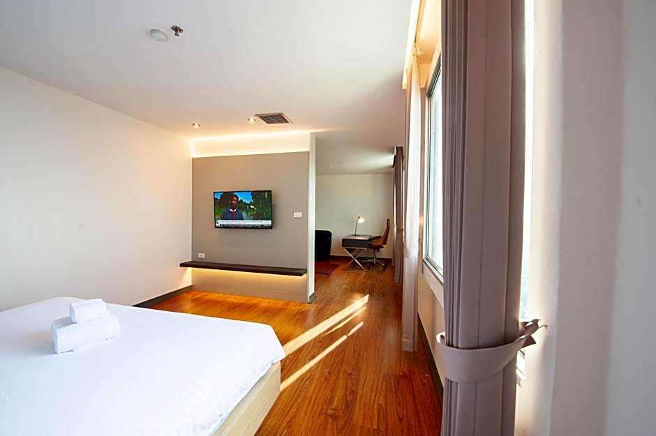 Lee Gardens Plaza Hotel - SHA Plus