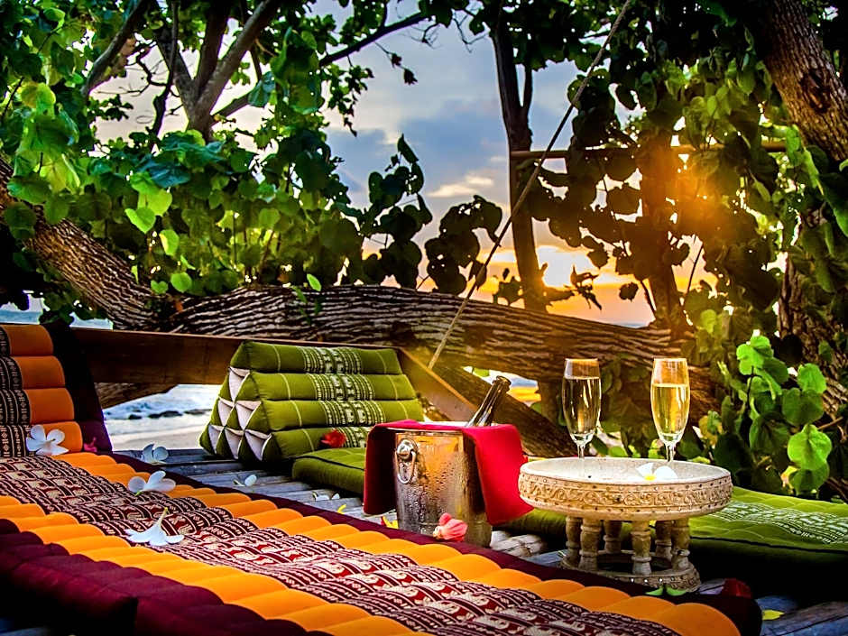 Koh Jum Beach Villas