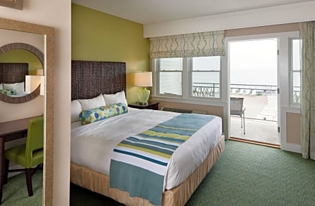 Sea Crest Beach Hotel
