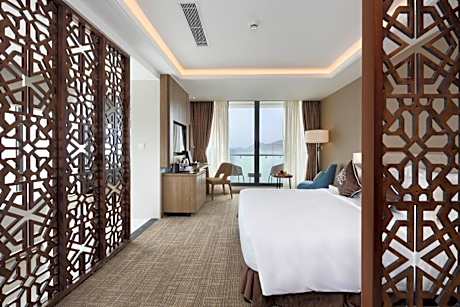 King Suite with Balcony