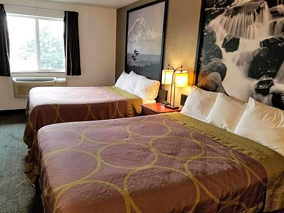 Super 8 by Wyndham Kelso Longview Area