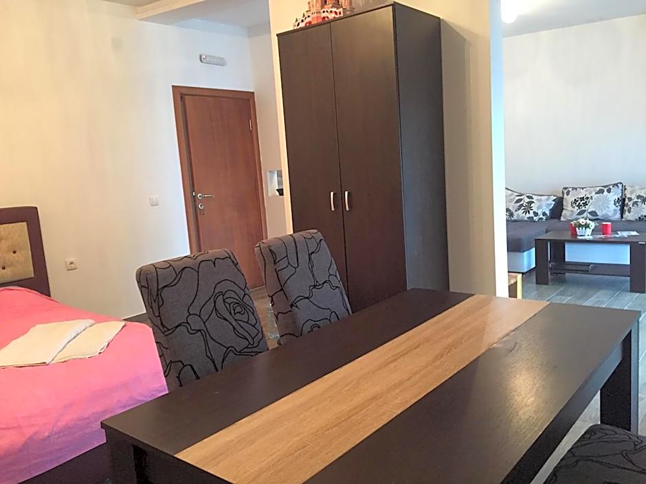 Casa Mila apartments & bungalows