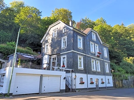 Villa Burgau B&B